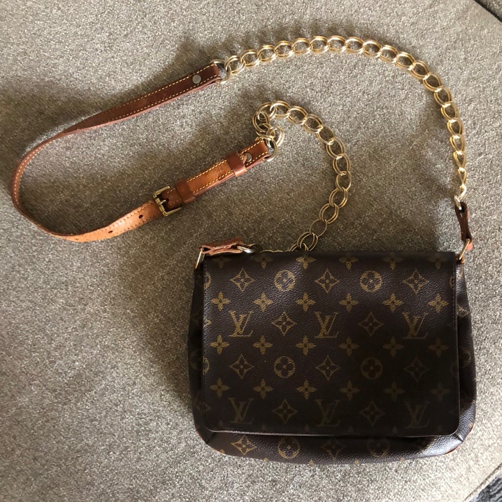 Louis Vuitton crossbody bag- Authentic.
